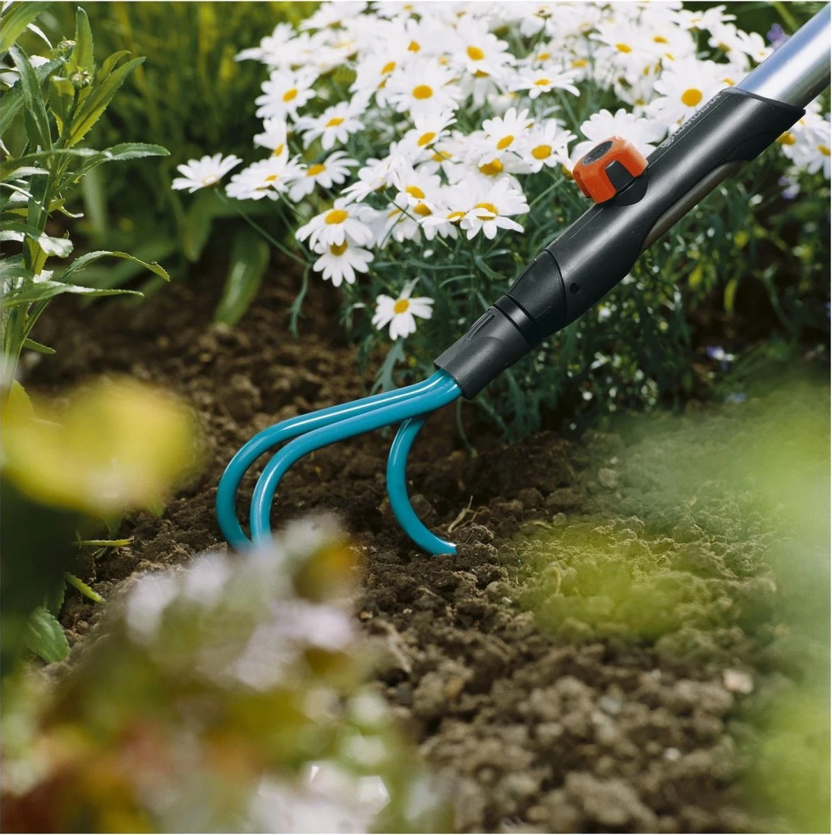 GARDENA Combisysteem Krabber Cultivatior - Werkbreedte 9 Cm - Aanbevolen Steellengte 130 Cm - Afbeelding 7