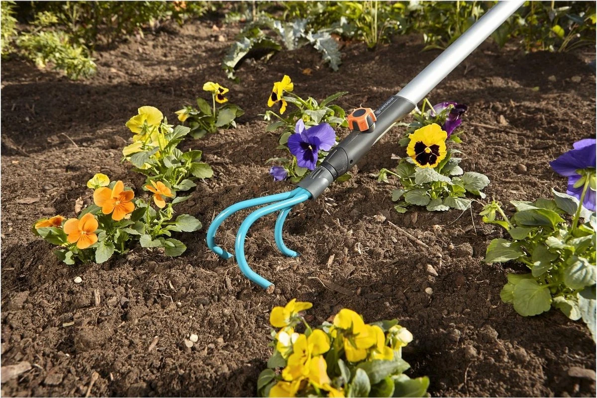 GARDENA Combisysteem Krabber Cultivatior - Werkbreedte 9 Cm - Aanbevolen Steellengte 130 Cm - Afbeelding 9