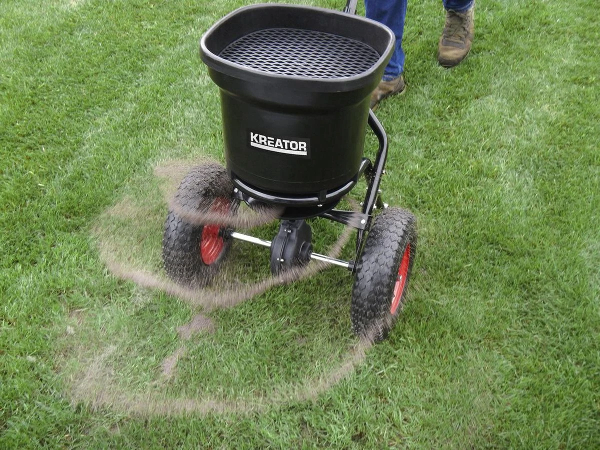 Kreator KRTGR9005 Strooiwagen - 300 Tot 370 Cm Strooibreedte - 23 Liter - Afbeelding 4