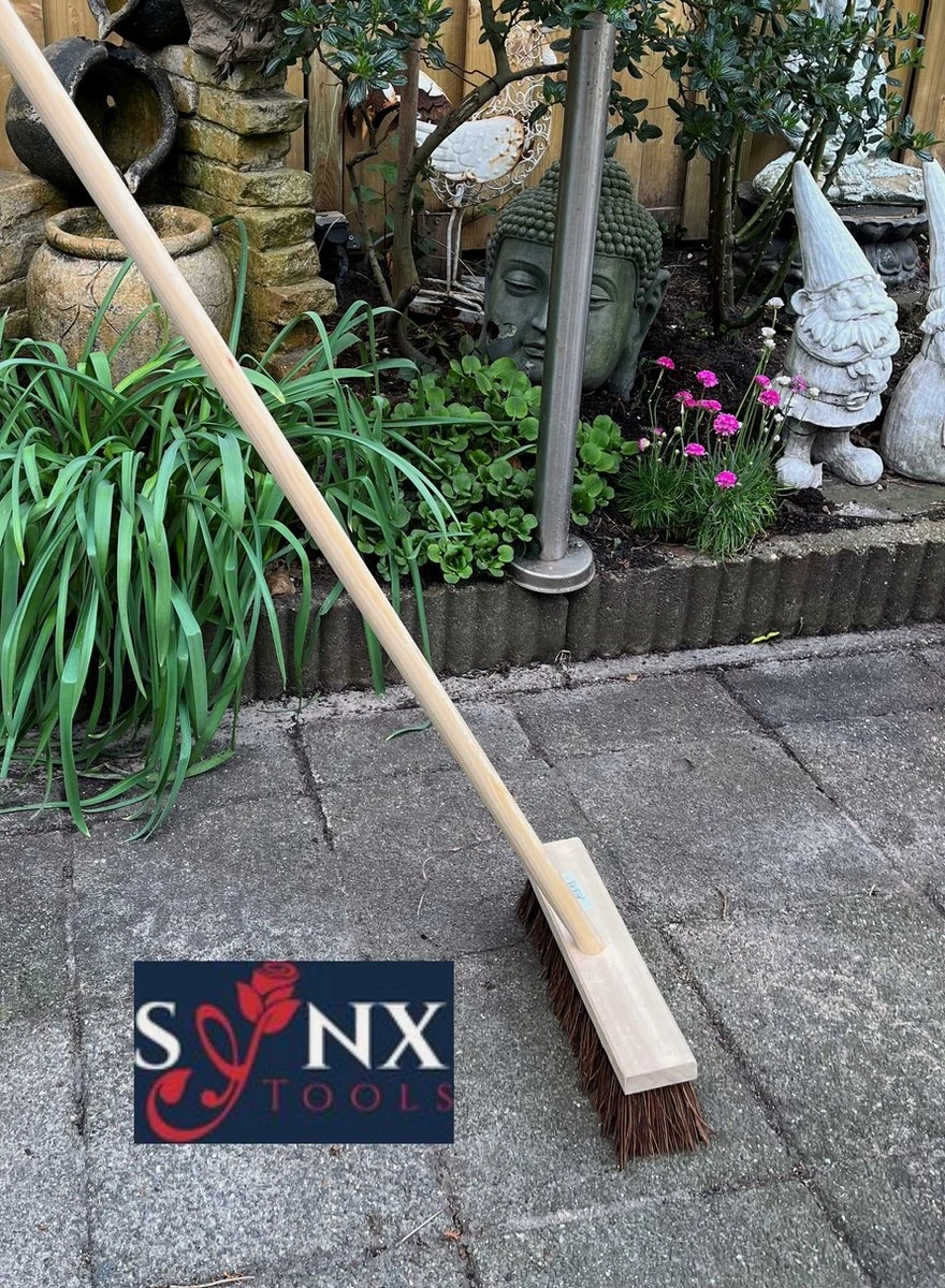 Synx Tools Bezem - Stadsbezem 30 Cm - Buitenveger - Veger - Steel 120 Cm - Harde Natuurvezels - Straatbezem - Bezems - Buitenbezem - Tuinbezem - Afbeelding 3
